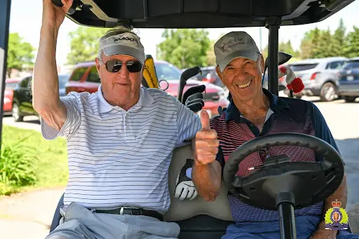 En route vers le Tee Box - Tournoi de golf annuel de la division d'Ottawa @ Hylands Golf Course, Ottawa - Juin 2024. Crédit photo : Gilbert Bouffard, vétéran de la GRC
